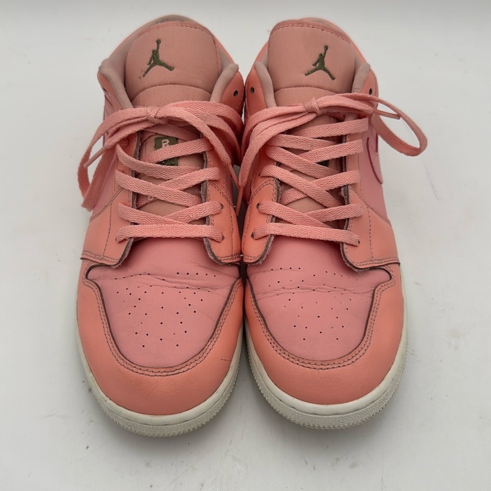 Nike Air Jordan 1 Low GS Bleached Coral Sneakers 554723-615 Girls 9.5Y Pink
